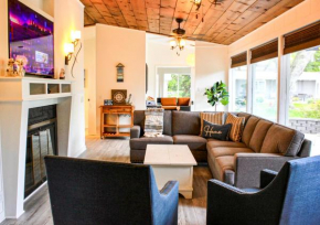 Newly Renovated! Old Homestead Beach Home